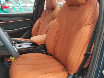 Автомобильные чехлы на сидения из экокожи Nappa в салон Geely Monjaro (1 поколение/ 1 поколение, рестайлинг (03.2021 - н.в.)